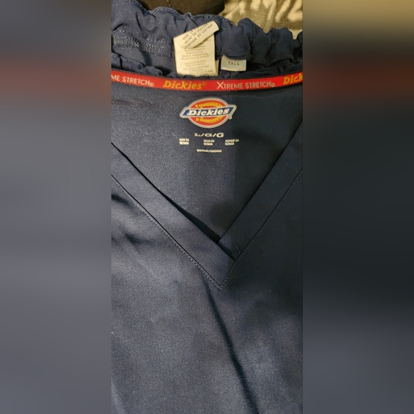 Womens Scrubs Set - Picture 2 of 5